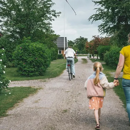 مكان تخييم Feriebyens Rødvig
